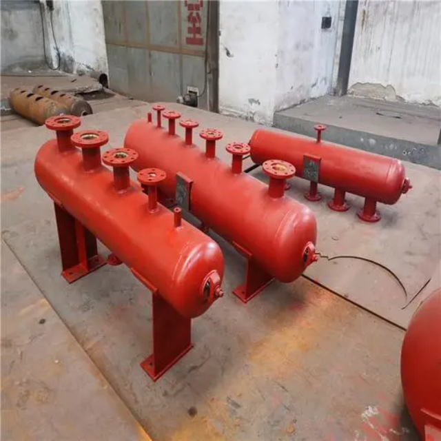 新宾分集水器安装高度